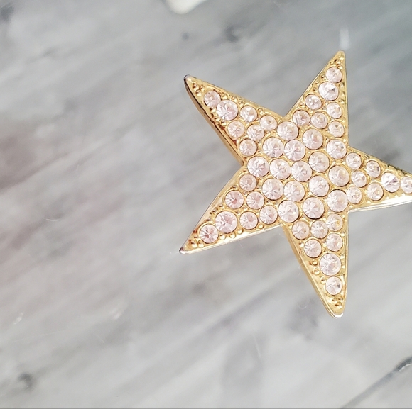 💚5/$25 Vintage 2" Gold Star Crystal Brooch Pin Rhinestone Sparkle Statement - Picture 3 of 5